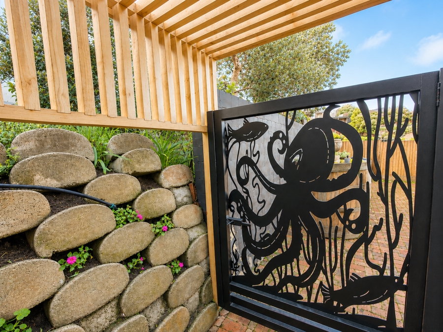 4 Bedroom Property for Sale in Brenton On Sea Western Cape